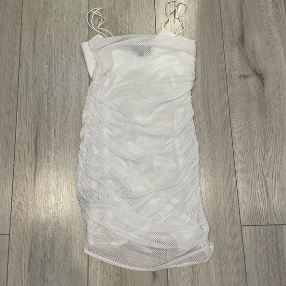 Michael Costello Ruched Dress - Picture 9 of 12